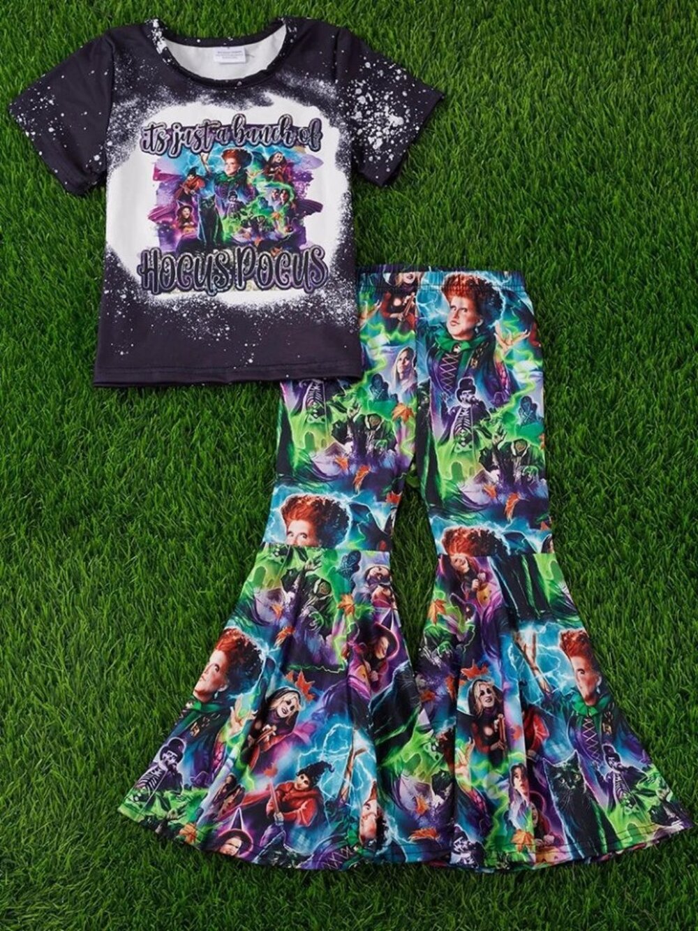 HOCUS POCUS CHILDREN'S HALLOWEEN 2 PIECE SET.